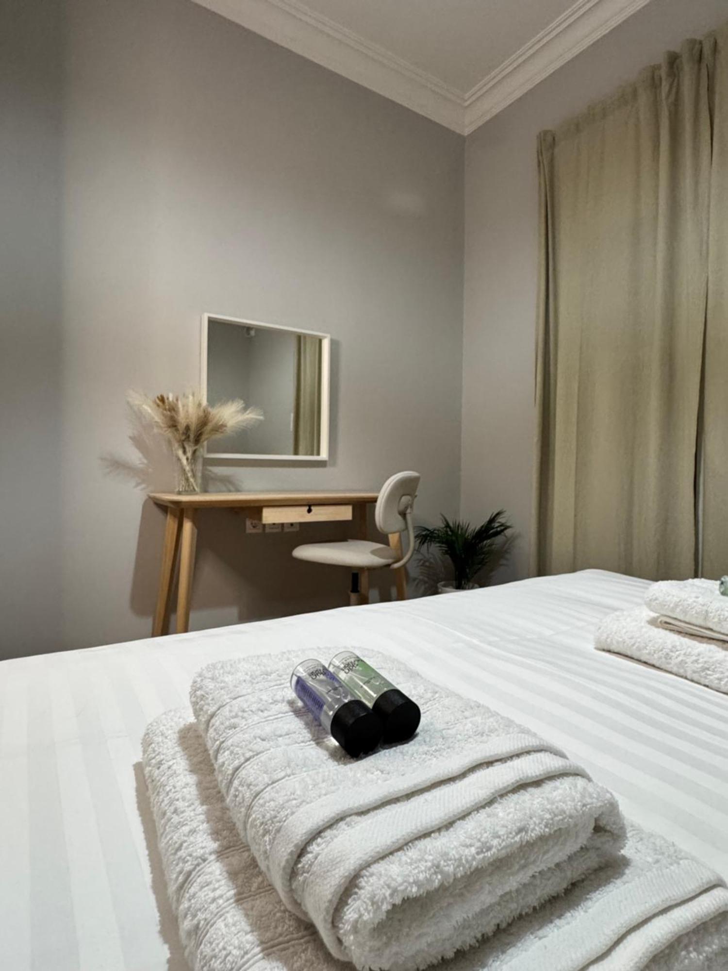 Urban Breeze Aparment 1 Apartman Athén Kültér fotó